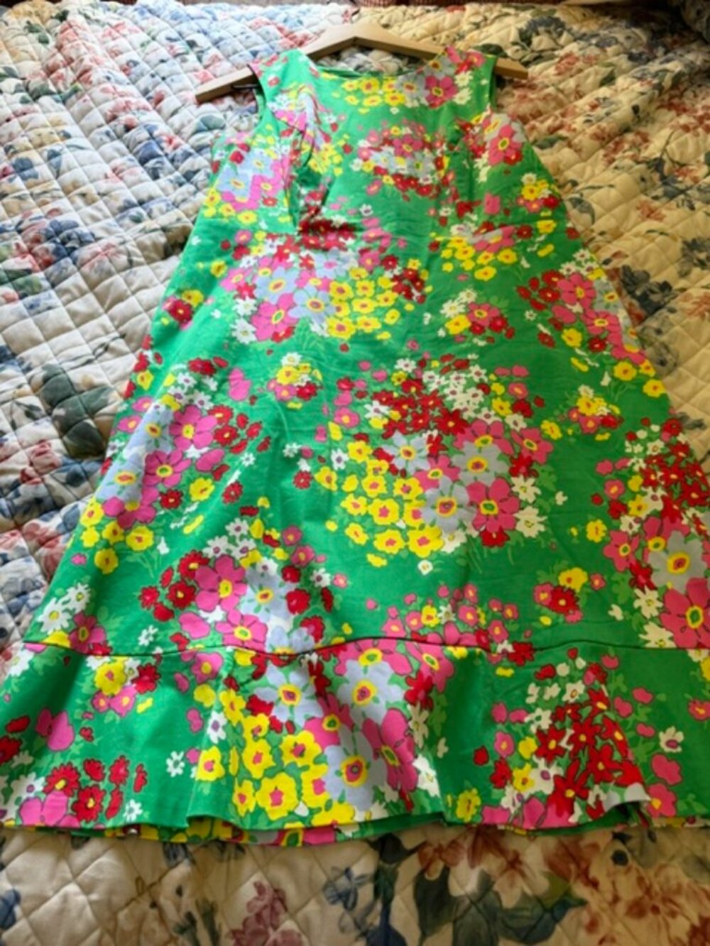 Talbots Green & Multi Colored Floral Flounce Hem Dress- size 10P
